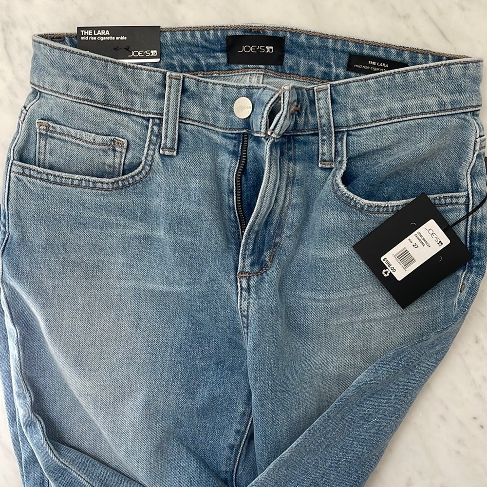 Joe’s jeans The Lara size 27